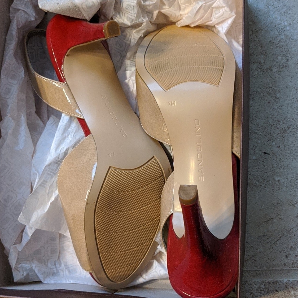 Heels - Picture 3 of 4
